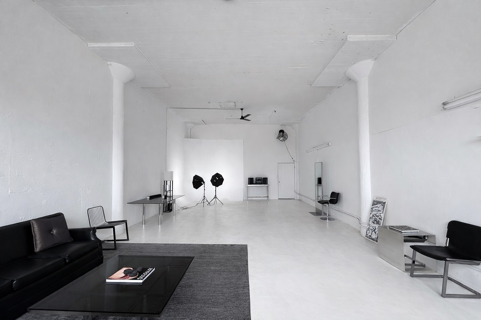 Glass table and decor in Axcer Studio